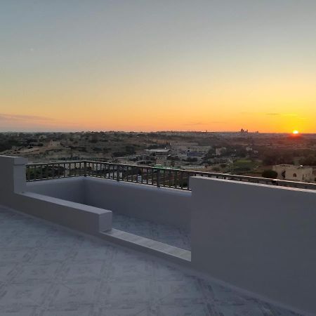 Appartamento Penthouse 2 Marsaskala Esterno foto