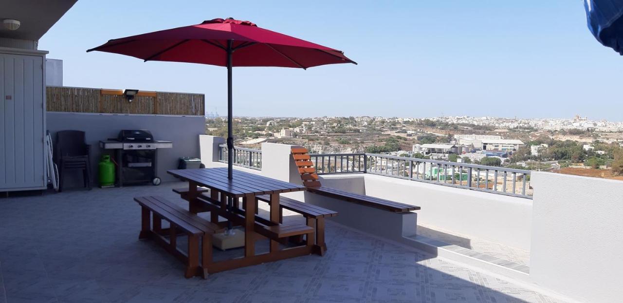 Appartamento Penthouse 2 Marsaskala Esterno foto