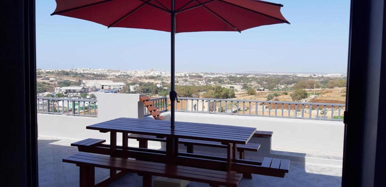 Appartamento Penthouse 2 Marsaskala Esterno foto
